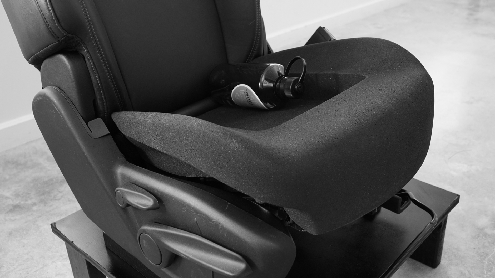 FCA Seat Cushion Storage 4